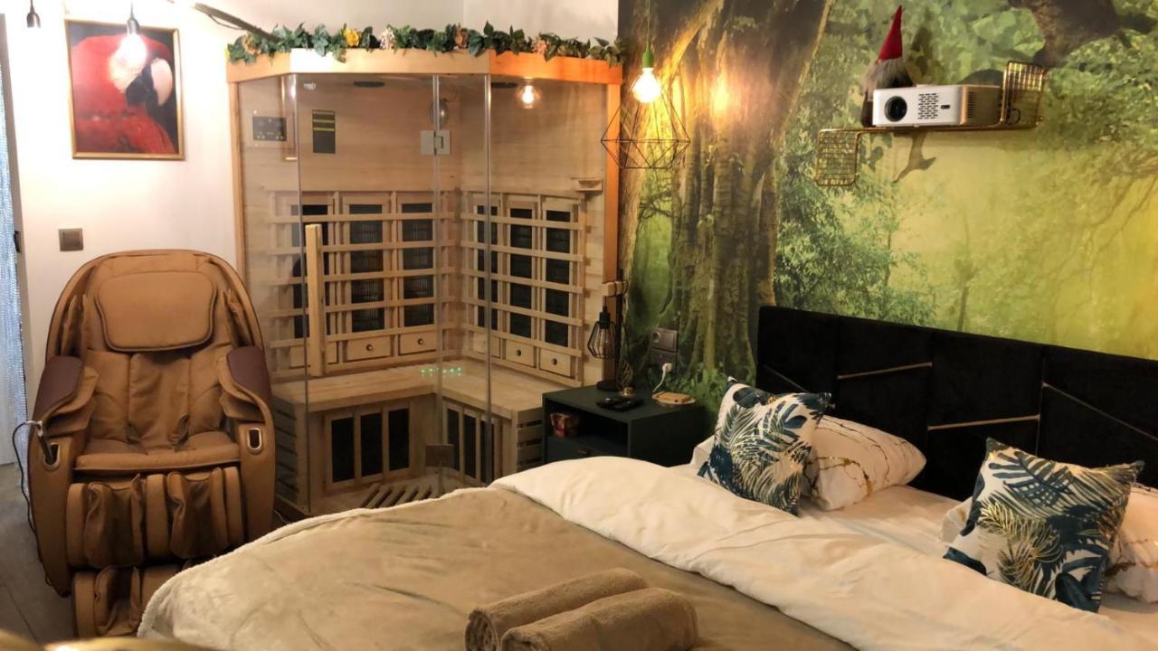 Warszawa Wola Wyjatkowe Studio Z Jacuzzi, Sauna I Fotelem Do Masazu - Exceptional Studio In Warsaw With Jacuzzi, Sauna And Massage Chair Εξωτερικό φωτογραφία